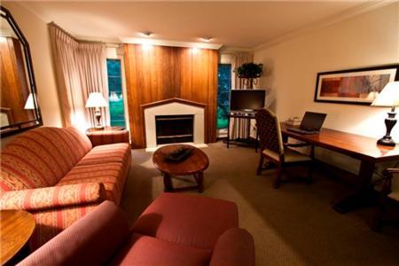 The Inn At Tallgrass Wichita Ngoại thất bức ảnh